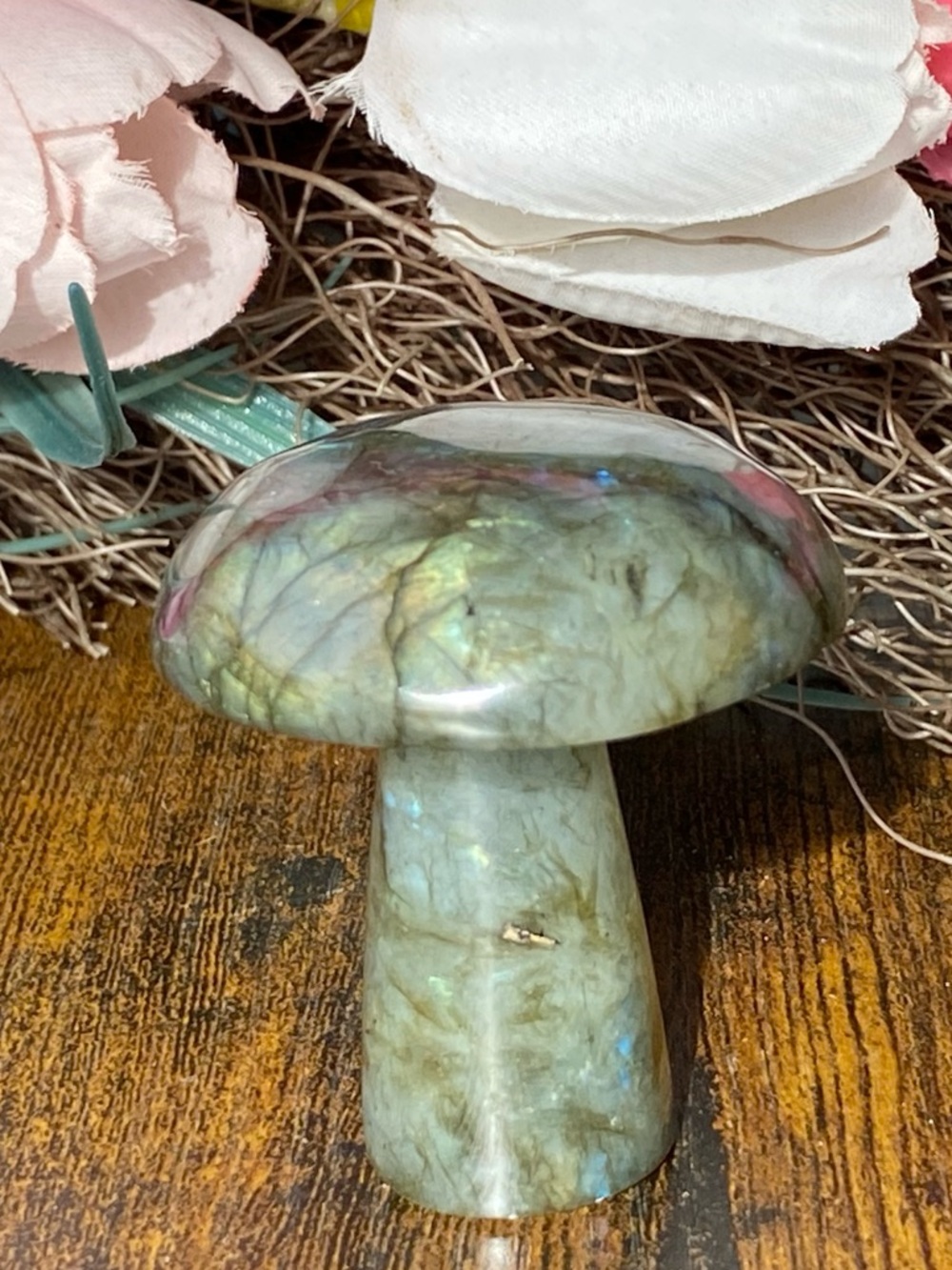 Labradorite Mushroom - Picture 3 of 16